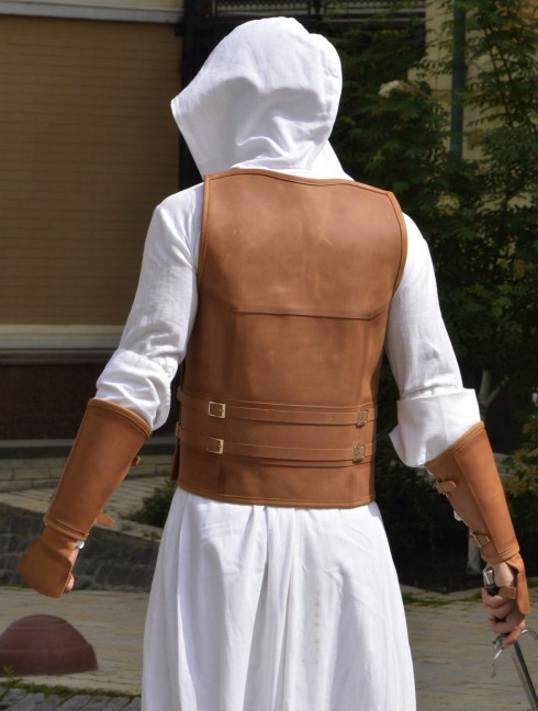 LEATHER ASSASSIN ARMOR: VEST AND BRACERS  Armure fantaisie